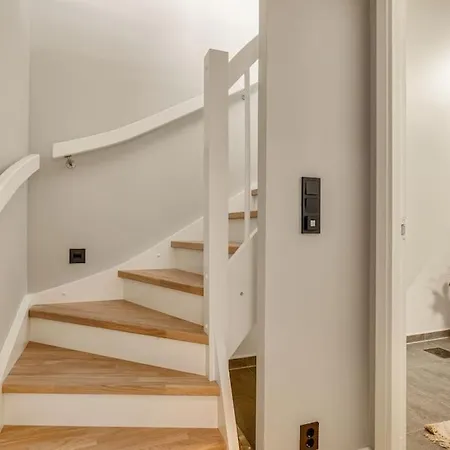 Apartment Modern New Townhouse City Centre *
