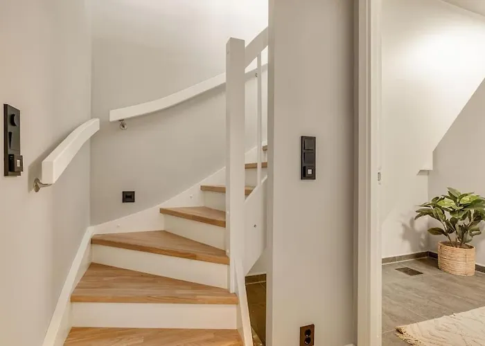 公寓 Modern New Townhouse City Centre *