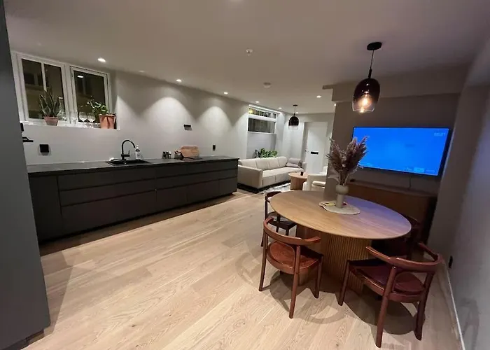 Modern New Townhouse City Centre * 卑爾根